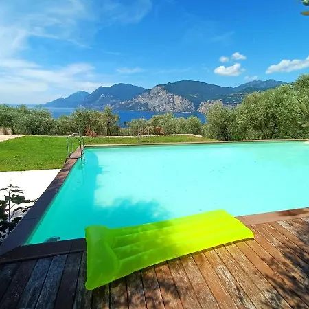 아파트 Domus Incantus *