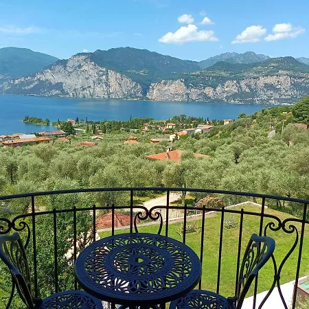 Domus Incantus 아파트