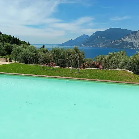 아파트 Domus Incantus