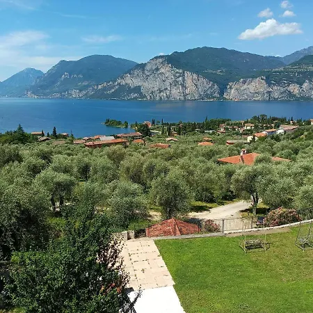 아파트 Domus Incantus